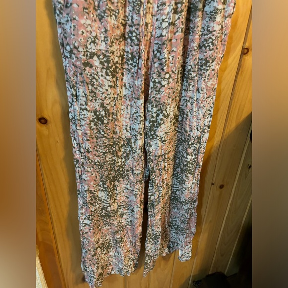 Express Women’s Floral Flowy Pants - Picture 2 of 7